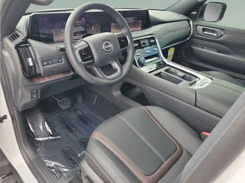 New 2026 Nissan Armada SL image 21