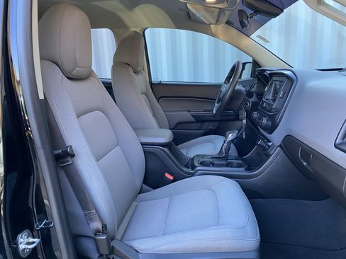 Used 2022 Chevrolet Colorado W/T w/ Custom Special Edition image 32