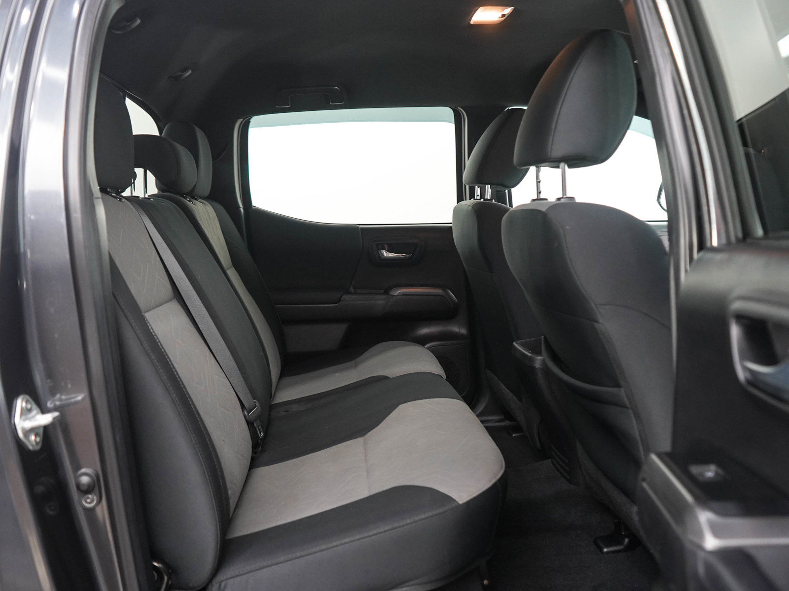 Used 2023 Toyota Tacoma TRD Off-Road AWD/4WD image 12