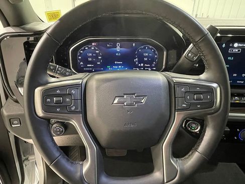 Used 2026 Chevrolet Silverado 1500 RST AWD/4WD image 33