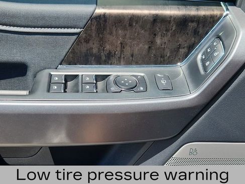 New 2025 Ford F350 Lariat w/ Black Appearance Package image 8