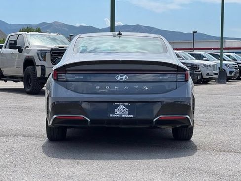 Used 2025 Hyundai Sonata SEL FWD image 7