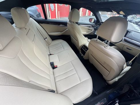 Used 2019 BMW 530i xDrive image 19