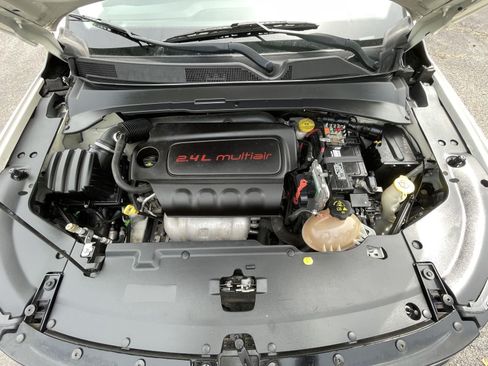 Used 2018 Jeep Compass Latitude FWD image 46