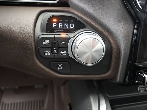 Used 2026 RAM 1500 Laramie w/ Advanced Safety Group II AWD/4WD image 23