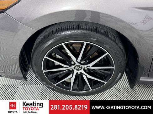 Certified 2023 Toyota Camry SE w/ Convenience Package image 32