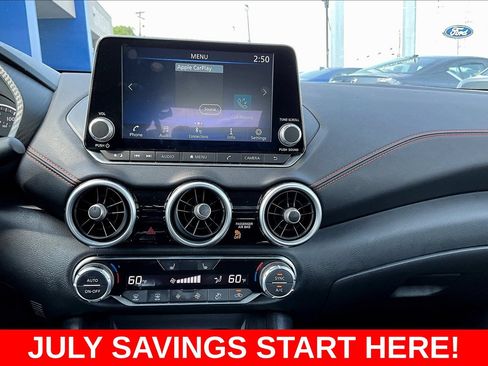 Used 2025 Nissan Sentra SR FWD image 15