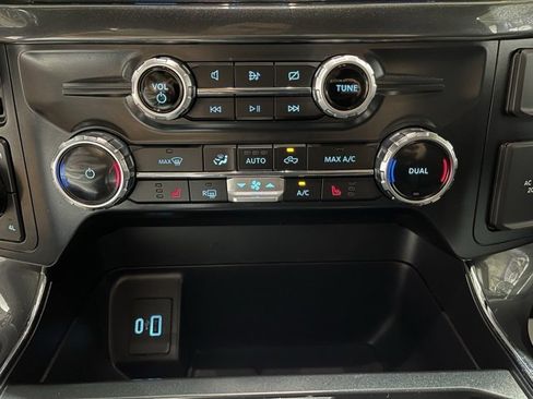 Used 2022 Ford F150 XLT w/ Equipment Group 302A High image 15