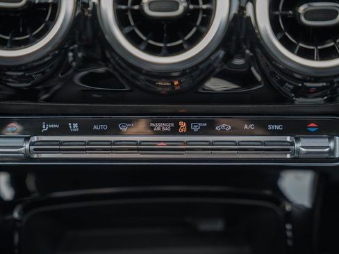 Used 2019 Mercedes-Benz A 220 4MATIC image 21