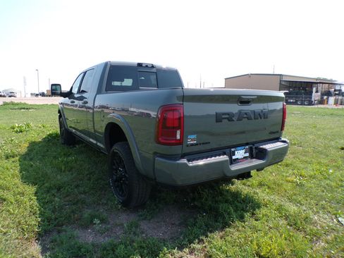 New 2026 RAM 2500 Limited AWD/4WD image 6