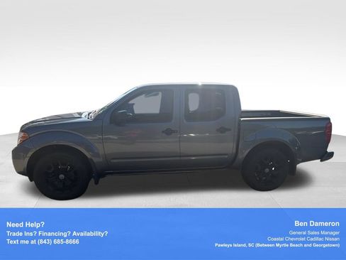 Used 2020 Nissan Frontier SV RWD image 5