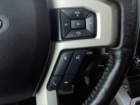 Used 2019 Ford F250 Lariat w/ Lariat Ultimate Package AWD/4WD image 25