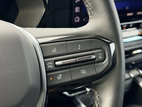 Certified 2023 Chevrolet Colorado LT w/ LT Convenience Package III image 11