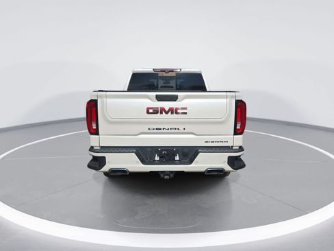 Used 2020 GMC Sierra 1500 Denali w/ Denali Ultimate Package AWD/4WD image 7