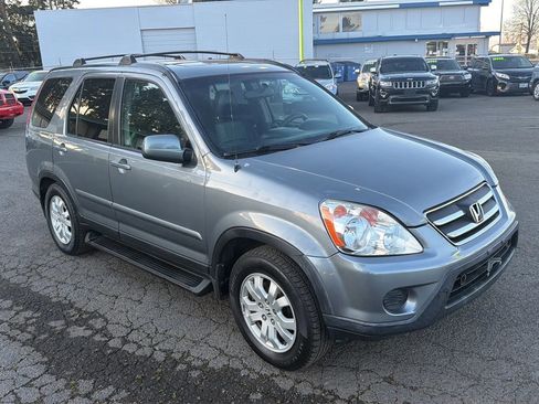 Used 2005 Honda CR-V EX image 2