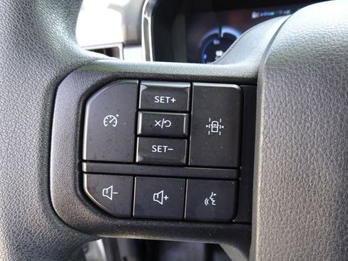 Used 2022 Ford F150 Lightning Pro image 25