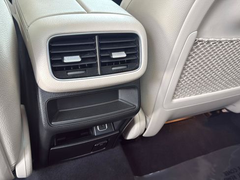 Certified 2023 Mercedes-Benz GLE 350 image 26