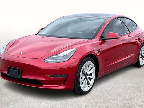Used 2022 Tesla Model 3 Standard Range image 14