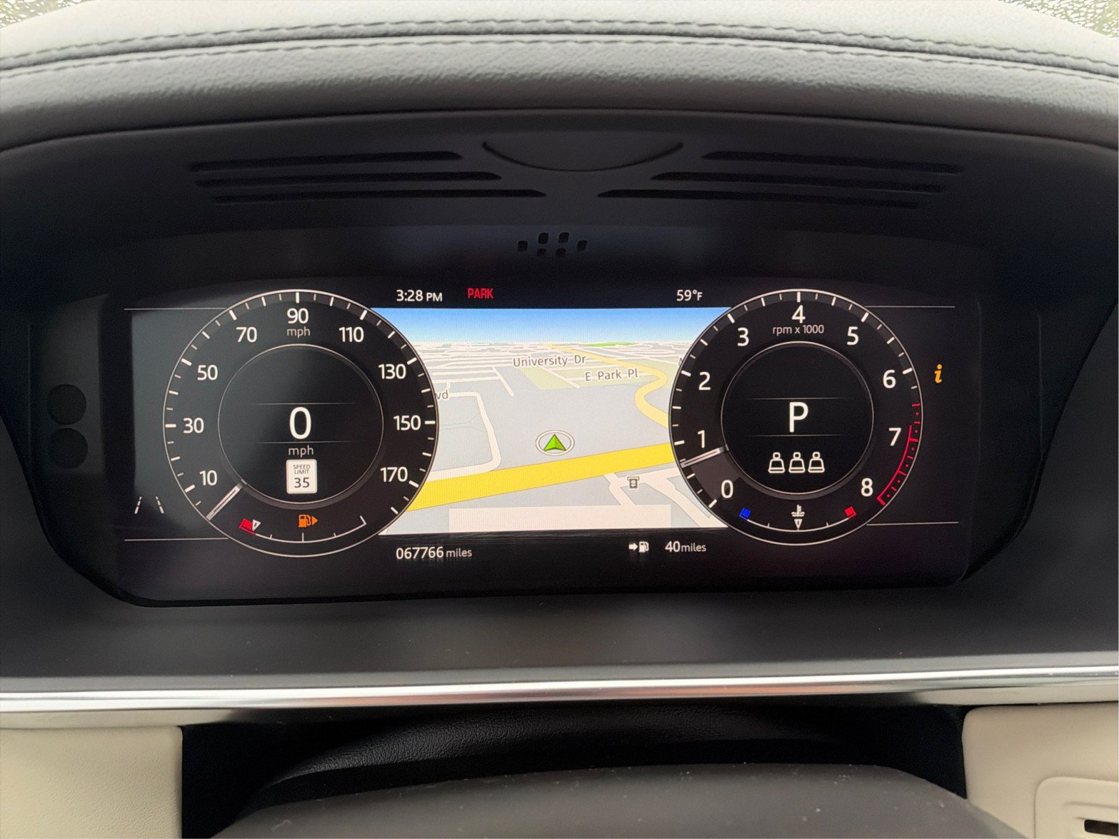 Used 2019 Land Rover Range Rover Supercharged AWD/4WD image 17