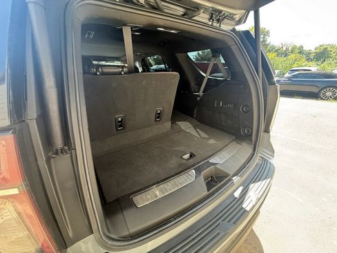 Used 2023 Chevrolet Tahoe RST w/ Luxury Package AWD/4WD image 33