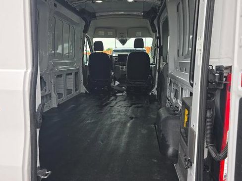 Used 2022 Ford E-Transit Medium Roof w/ Load Area Protection Package RWD image 9