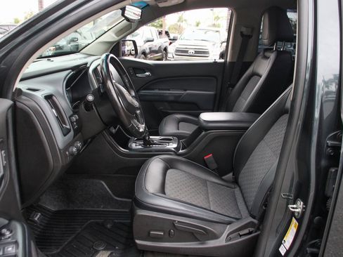 Used 2018 Chevrolet Colorado Z71 image 17