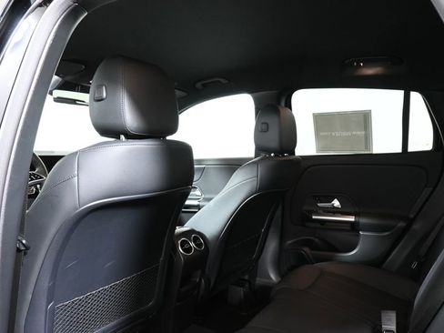 Certified 2025 Mercedes-Benz GLA 250 4MATIC image 31