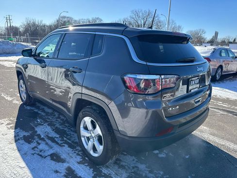 Used 2019 Jeep Compass Latitude w/ Popular Equipment Group image 7