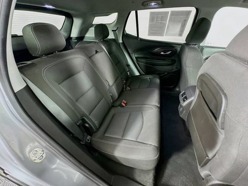 Used 2024 GMC Terrain SLE FWD image 31