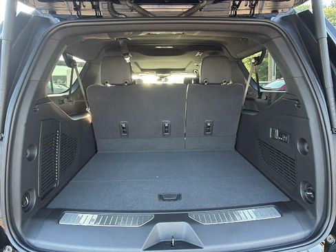 New 2026 Chevrolet Suburban Premier AWD/4WD image 13