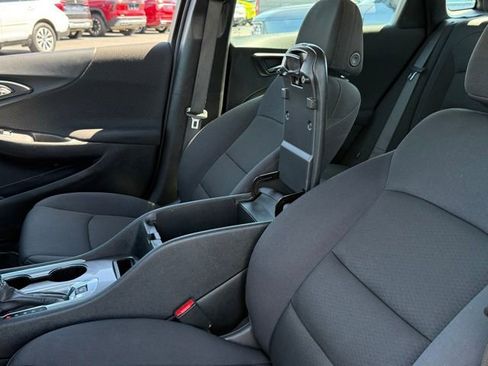 Used 2024 Chevrolet Malibu LT FWD image 24