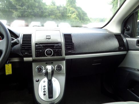 Used 2012 Nissan Sentra 2.0 image 23