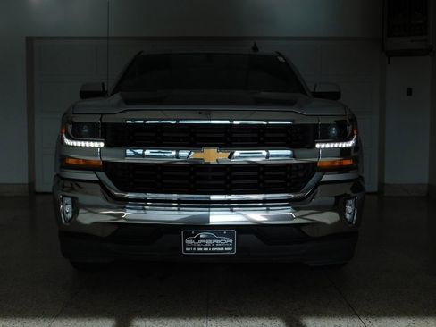 Used 2017 Chevrolet Silverado 1500 LT w/ LT Convenience Package RWD image 18