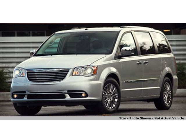 Used 2012 Chrysler Town & Country Touring w/ Entertainment Group #1 FWD image 1