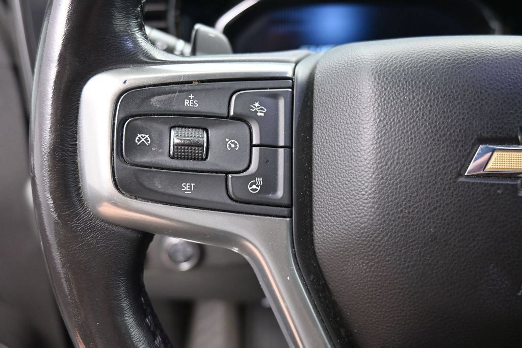Used 2023 Chevrolet Silverado 1500 LTZ AWD/4WD image 20
