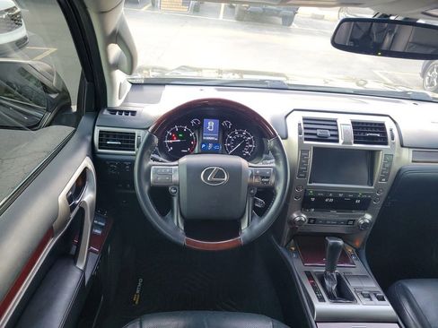 Used 2019 Lexus GX 460 Premium AWD/4WD image 13