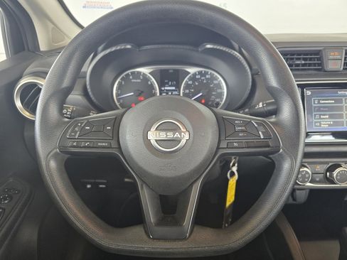 Used 2024 Nissan Versa S image 10