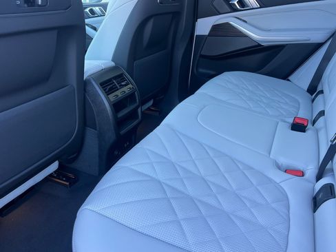 New 2026 BMW X5 xDrive40i AWD/4WD image 19