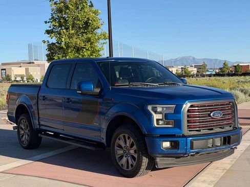 Used 2017 Ford F150 Lariat w/ Equipment Group 502A Luxury AWD/4WD image 3