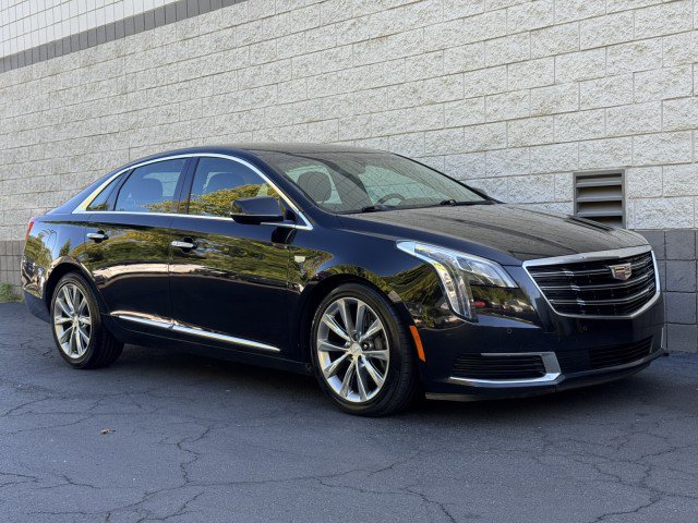 Used 2018 Cadillac XTS w/ Rear Seat Comfort Package FWD image 4