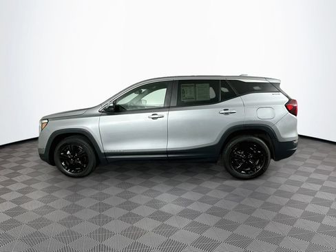 Used 2024 GMC Terrain SLE FWD image 5