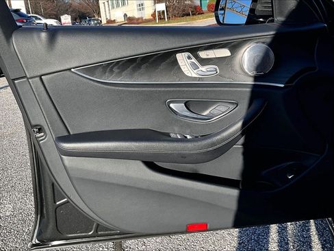 Used 2022 Mercedes-Benz E 350 4MATIC Sedan image 21