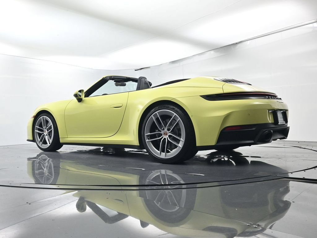 Certified 2025 Porsche 911 Carrera RWD image 57