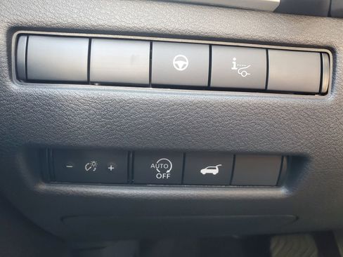 New 2026 Nissan Rogue Platinum w/ Platinum Premium Package AWD/4WD image 25