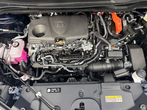 Used 2026 Toyota Sienna Limited image 26