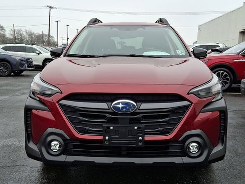 Certified 2025 Subaru Outback Premium image 2