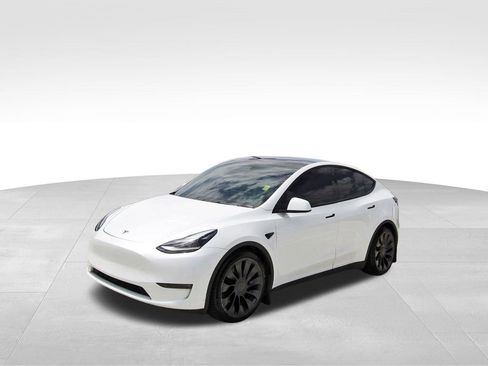 Used 2022 Tesla Model Y Performance AWD/4WD image 2