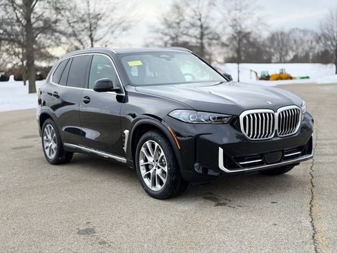 New 2026 BMW X5 xDrive40i w/ Premium Package image 8