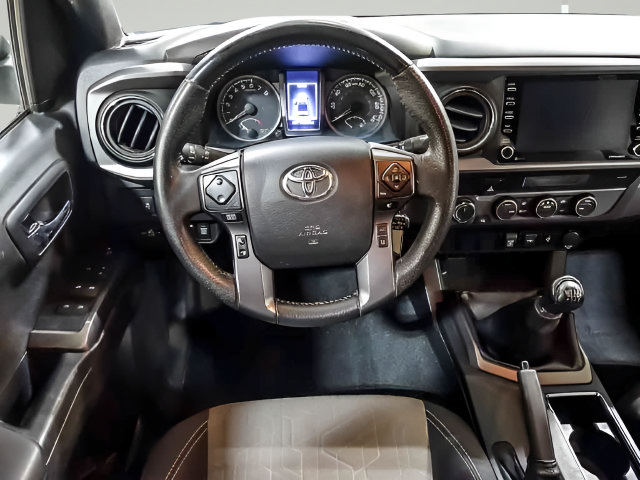 Used 2021 Toyota Tacoma TRD Sport AWD/4WD image 14