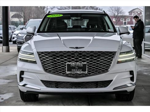 Used 2023 Genesis GV80 2.5T w/ Prestige Package image 4